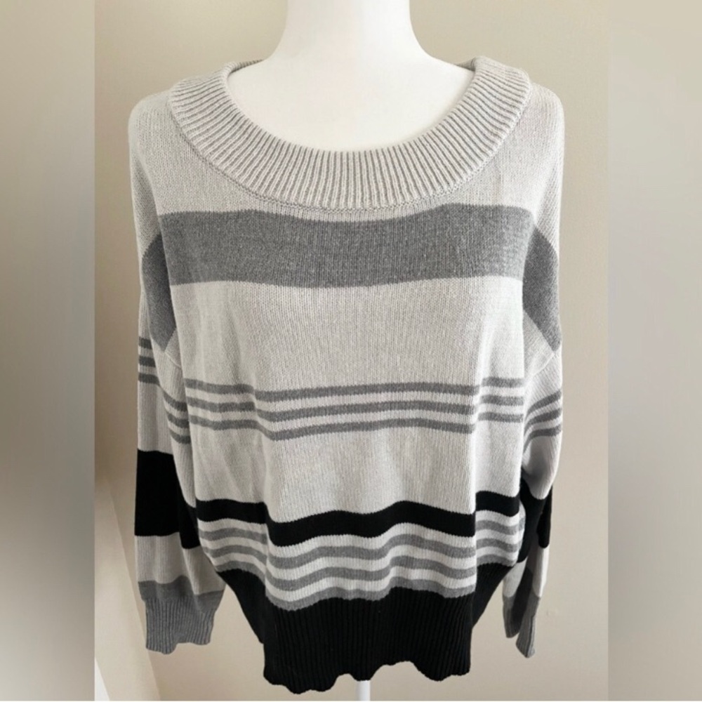 Lucky Brand Gray and Black Crew Neck Sweater